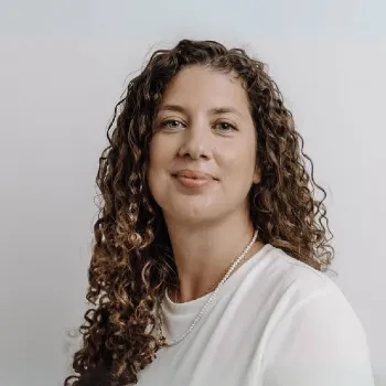 Dra. Ana Lúcia Cardoso